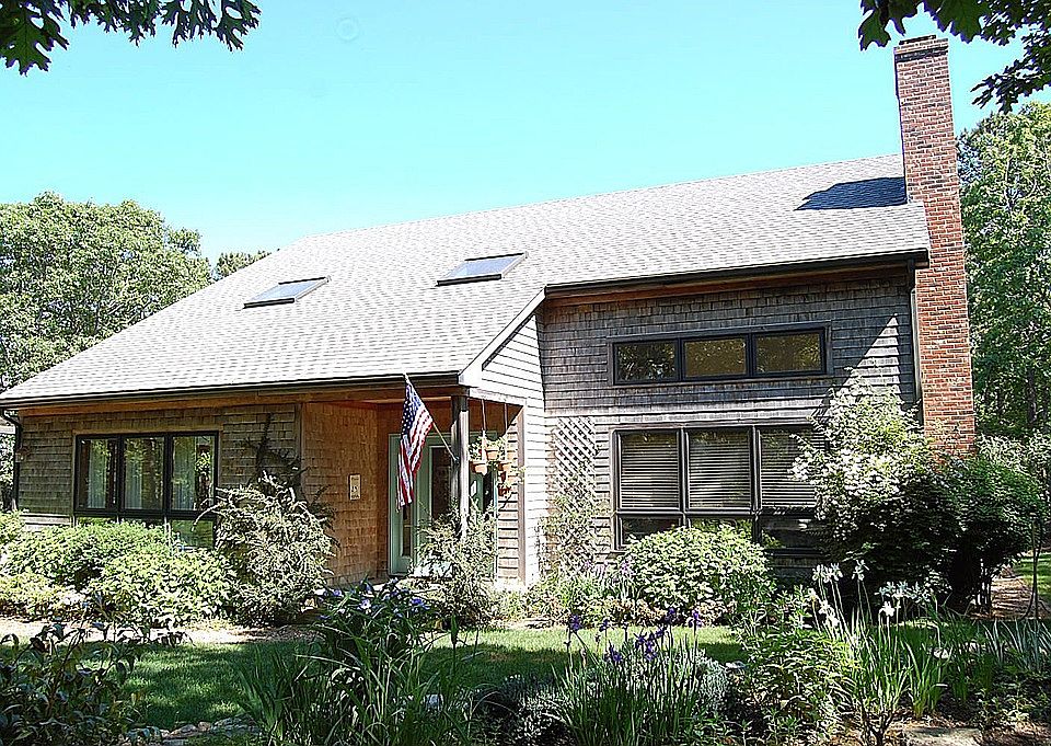 1st image of 17 High Meadow Ln