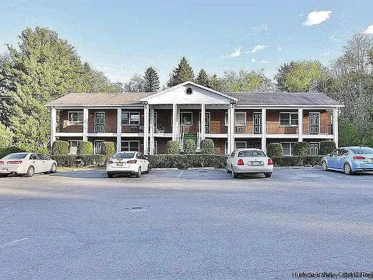 1037 Aquetuck Rd #30-41 — Photo 1