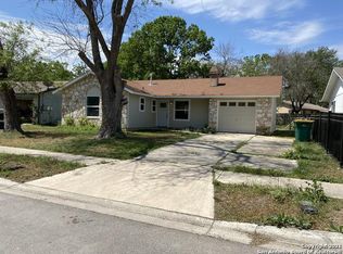 107 Elm Dr, Converse, TX 78109