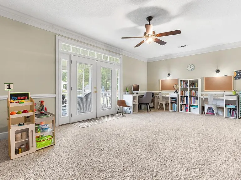 633 Thompson Mill Rd — Photo 34