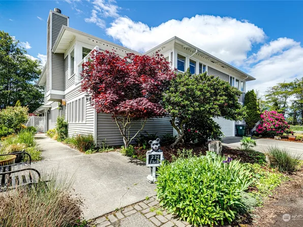 229 E 1st Street #2, Port Angeles, WA 98362