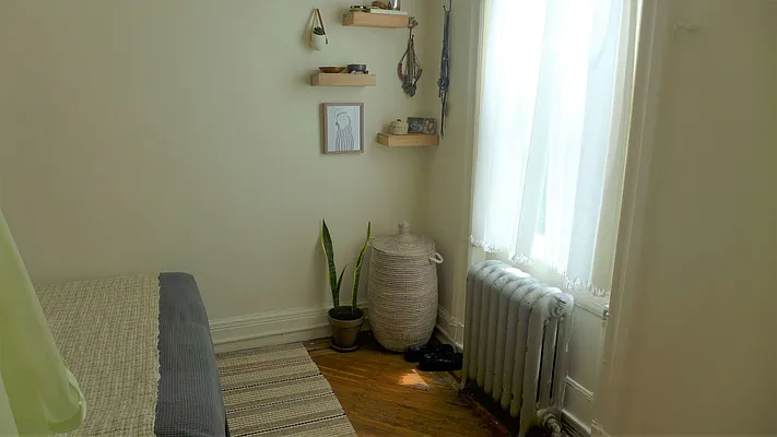 Rented by Garfield Realty  | media 8