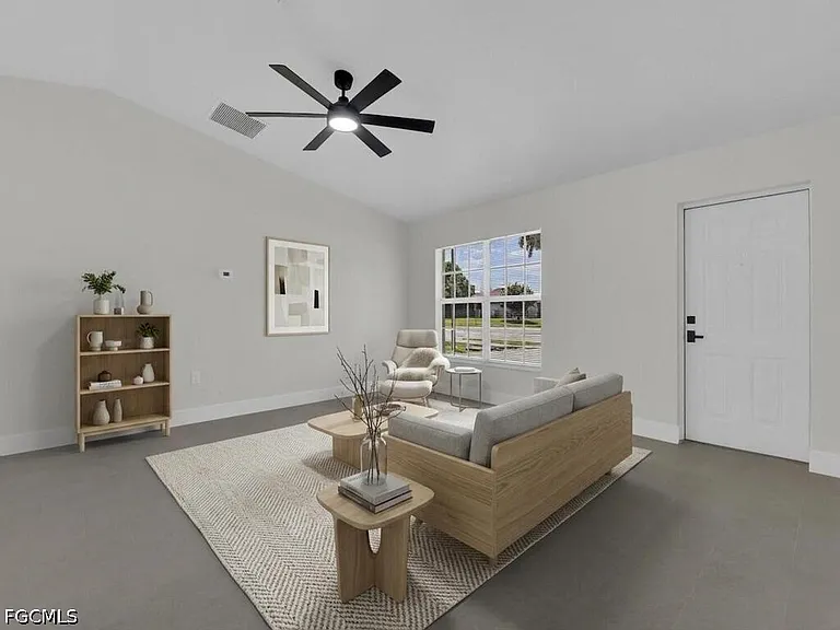 2509 Academy Blvd — Photo 2