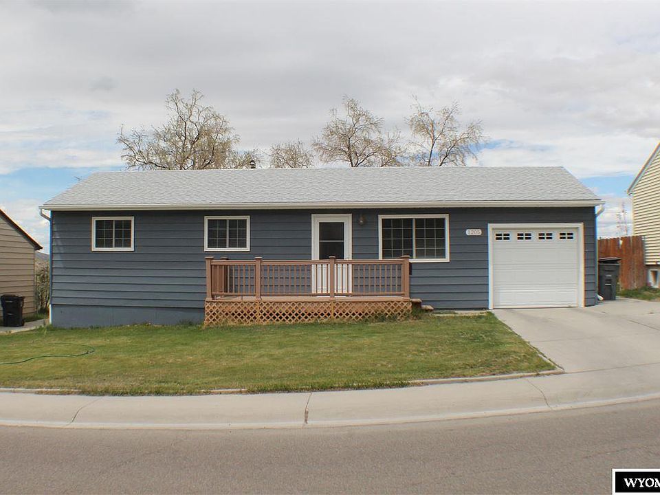 1st image of 1205 Palisades Way