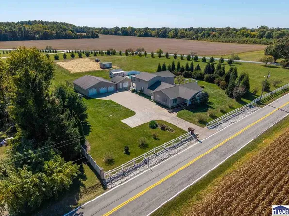 2725 E Harlan Dr, Terre Haute, IN 47802