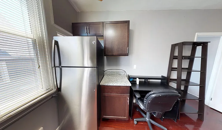 113 Comstock Ave — Photo 49