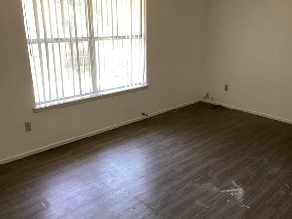 2018 Anchor Dr APT F, San Antonio, TX 78213