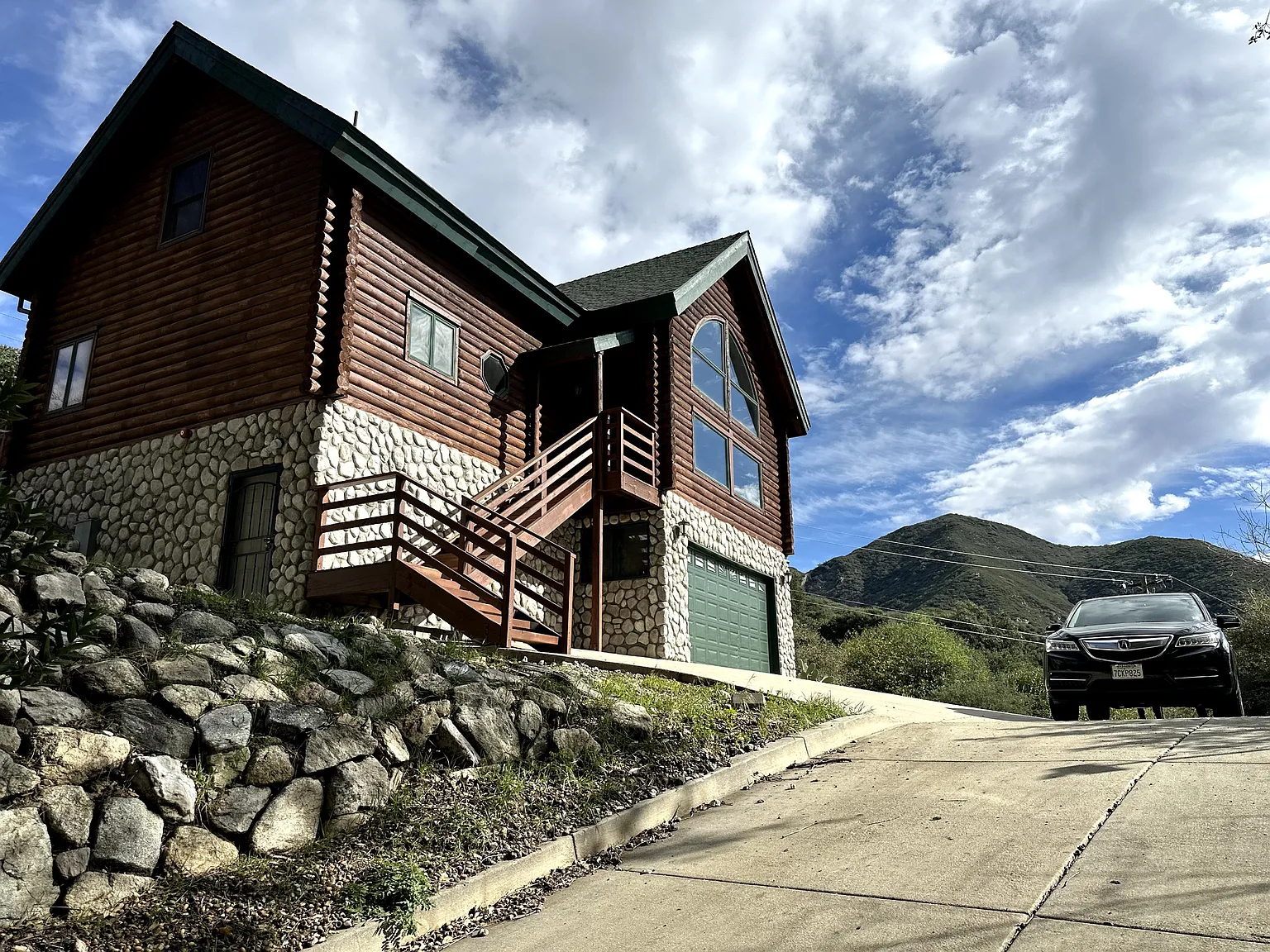 3 bed, 2000 sqft, $3,500 — Photo 3
