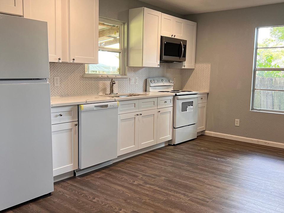 Large kitchen area with room for a breakfast table