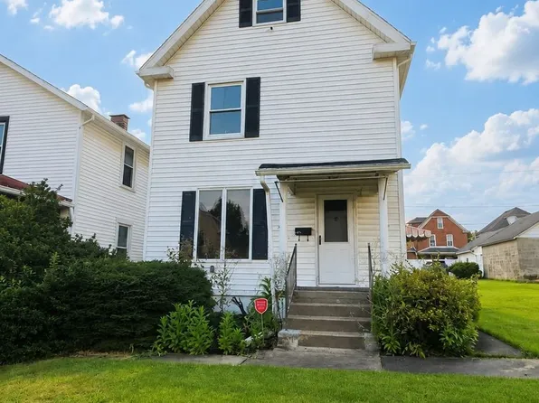 508 1/2 Franklin Ave, Vandergrift, PA 15690