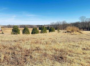 330 Cottonwood St, Bennet, NE 68317