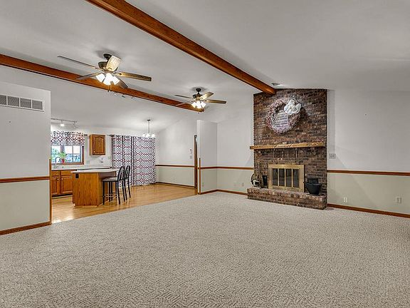 4th image of 3109 SW Lane Rd