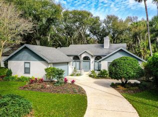 127 Oceanforest Dr N, Atlantic Beach, FL 32233