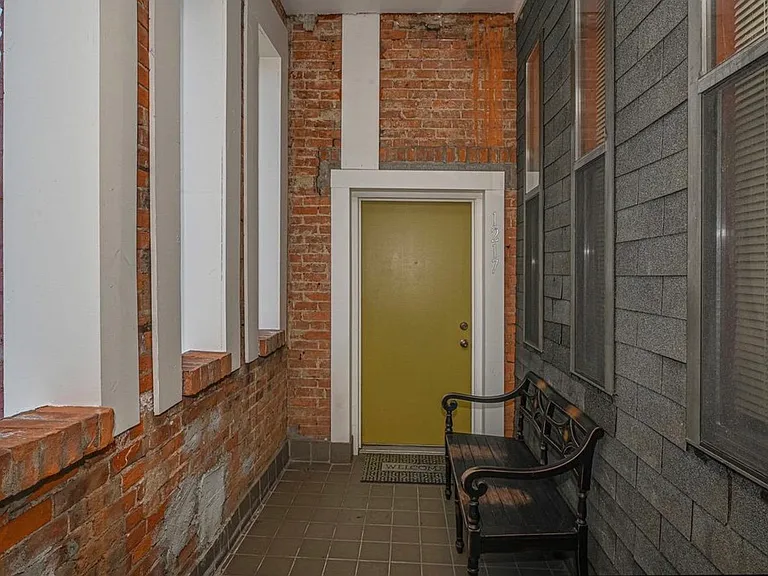 1217 Central Ave #1217 — Photo 2