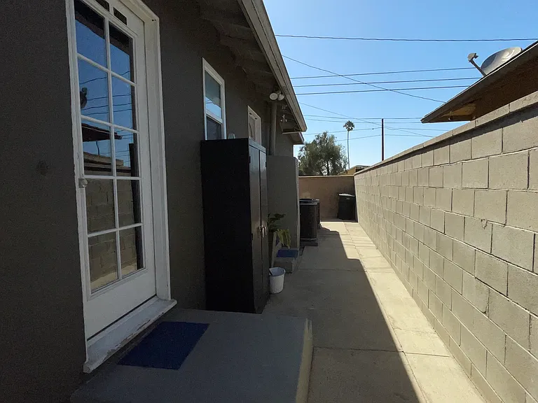 13407 S Wilton Pl #2 — Photo 18