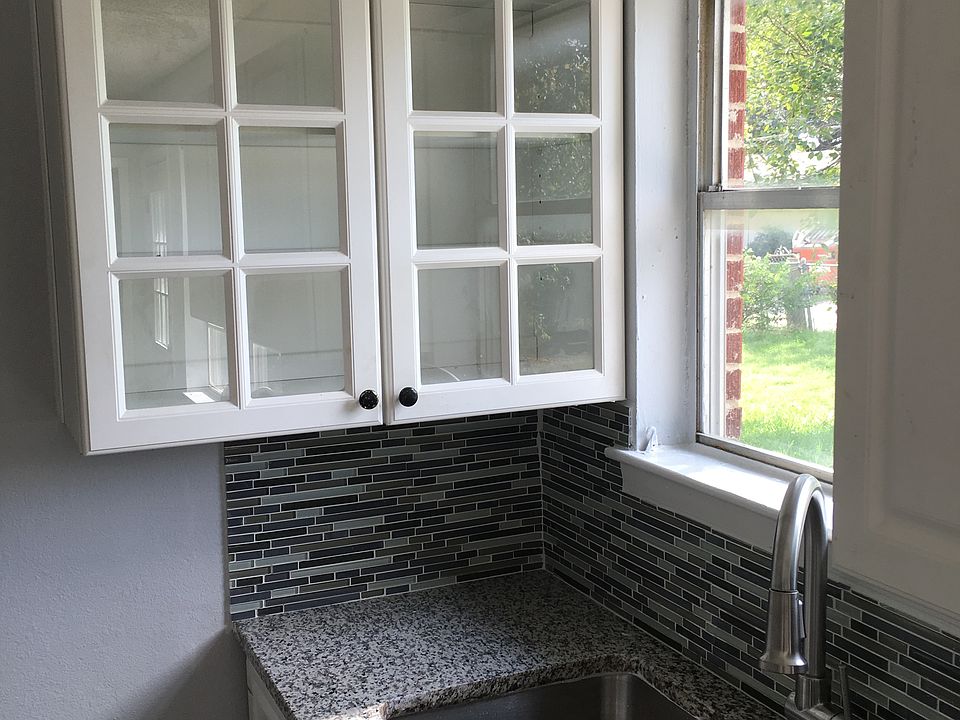 1st image of 4729 Harper Dr