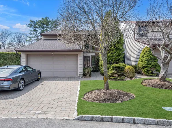 44 Maple Run Drive #44, Jericho, NY 11753