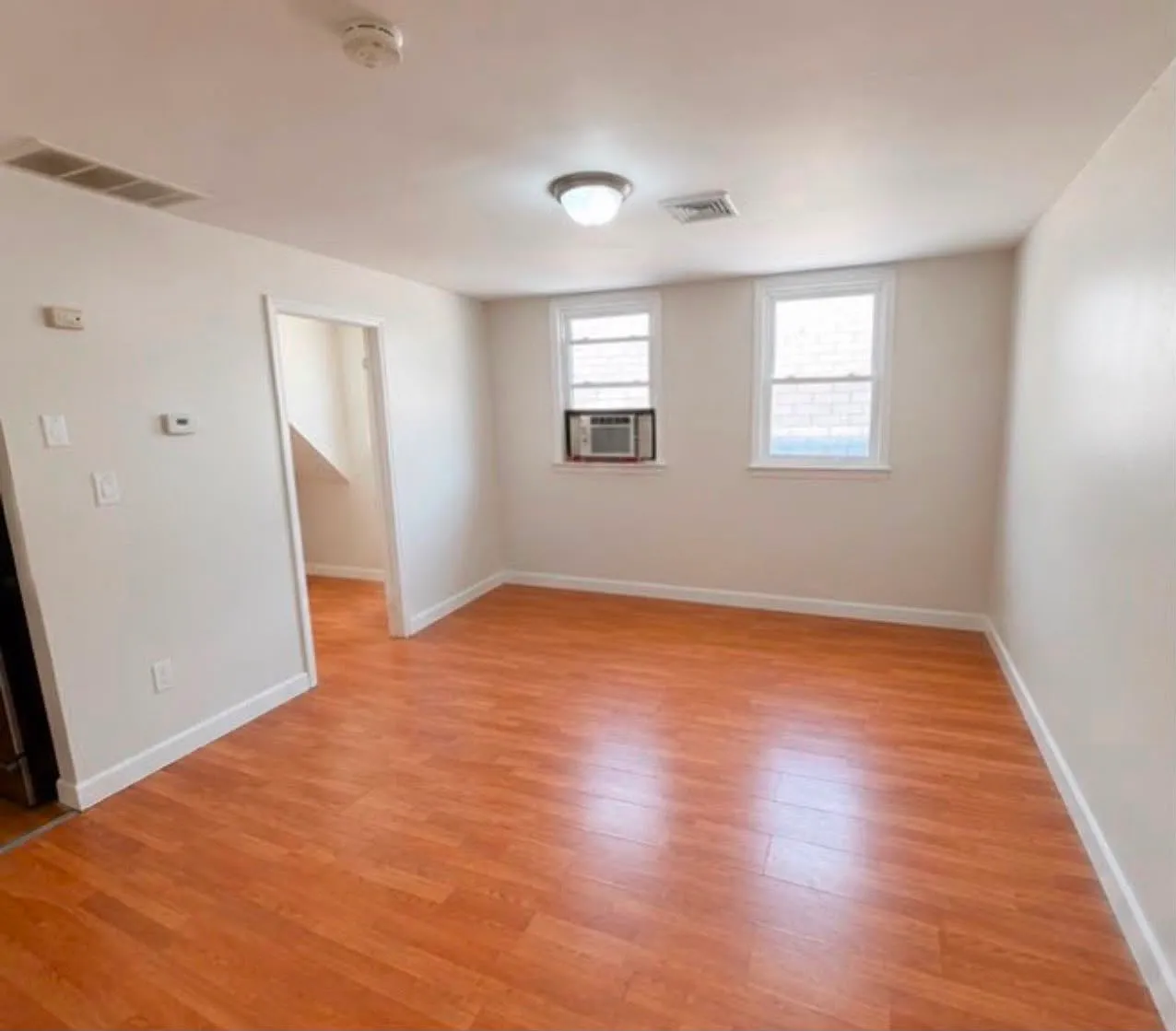 2 bed, $1,650 — Photo 4