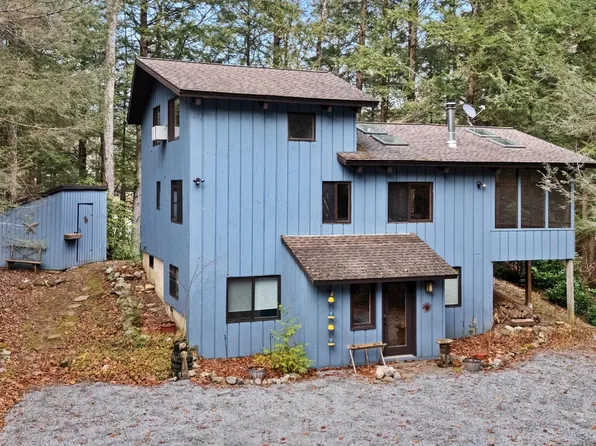 343 Lakeshore Dr, Sandisfield, MA 01255