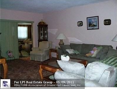 4th image of 6901 SW 7th Pl