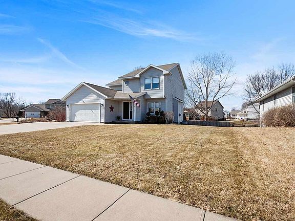 4th image of 645 Andrews Ct