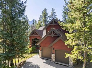 16 E Blue Grouse Rdg, Canmore, AB T1W 1L5