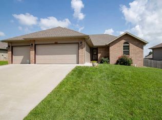 4533 W Greenridge St, Springfield, MO 65807