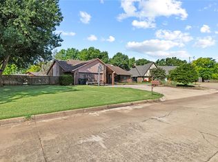 103 Cardinal Cir, Fairview, OK 73737