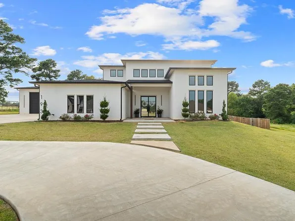 193 Bronco Dr, Texarkana, TX 75503