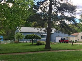 4969 E Park Dr, North Olmsted, OH 44070