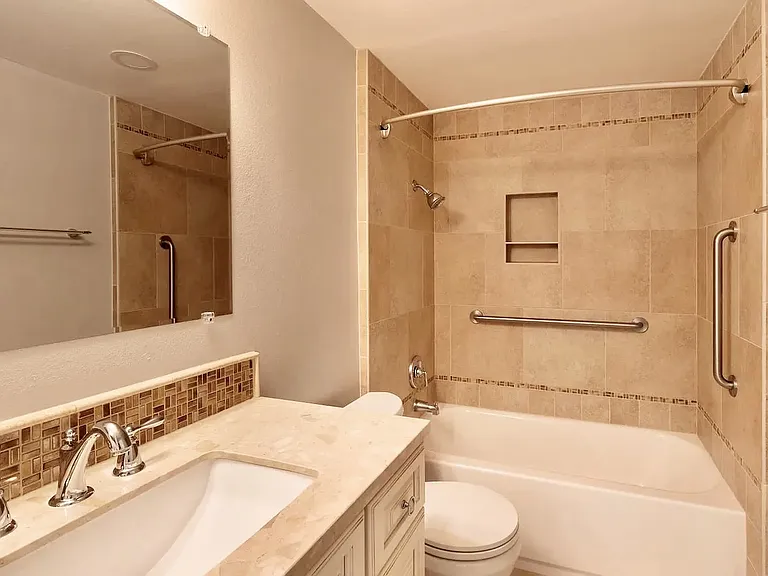 18351 Gum Tree Ln — Photo 19