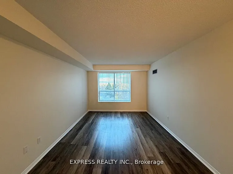 39 Pemberton Ave #710 — Photo 6