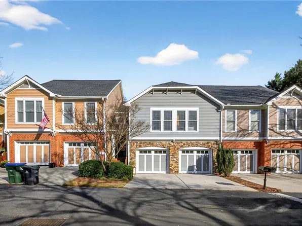 1920 Liberty Ln, Roswell, GA 30075