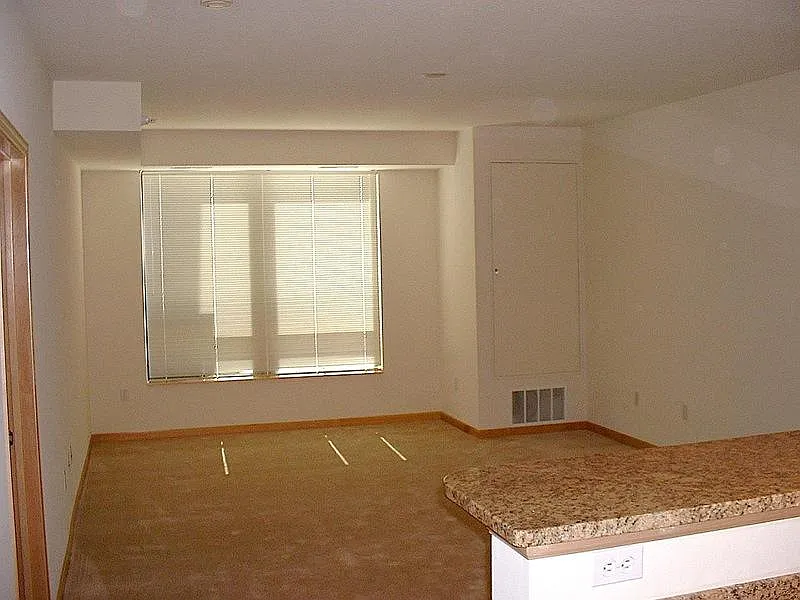 1 bed, 625 sqft, $1,595 — Photo 3