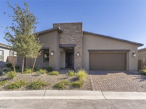 2nd image of 81 Reverie Heights Ave