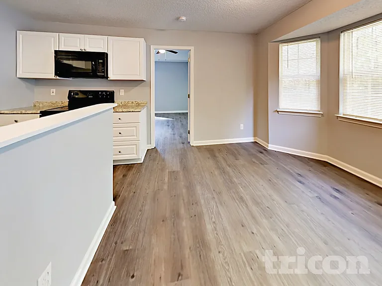 1206 Grass Meadows Ct — Photo 5