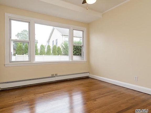 4th image of 145 Liberty Ave