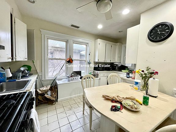 4th image of 207 Boston Ave #A1