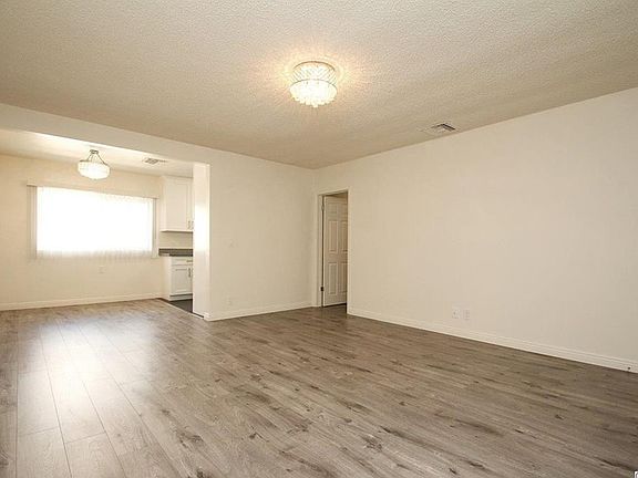 Living Room, dinning area