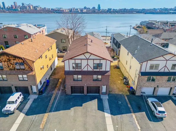 91 Myrtle Ave, Edgewater, NJ 07020