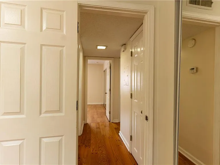 4266 Roswell Rd NE #K2 — Photo 10