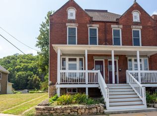 121 Bluff St, Dubuque, IA 52001