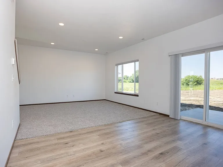 Willowbrook Village — Photo 18