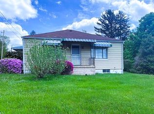 2858 Mercer Rd, New Castle, PA 16105