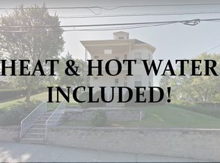 971 Cass Ave APT 1F, Woonsocket, RI 02895