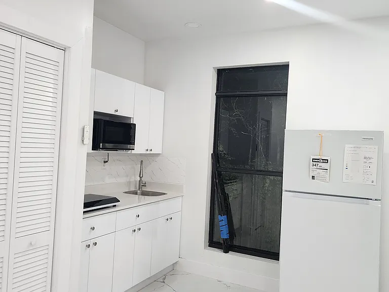 590 Ragan Dr — Photo 6