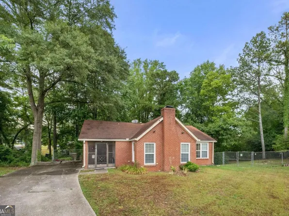 6573 Dodgen Rd SW, Mableton, GA 30126