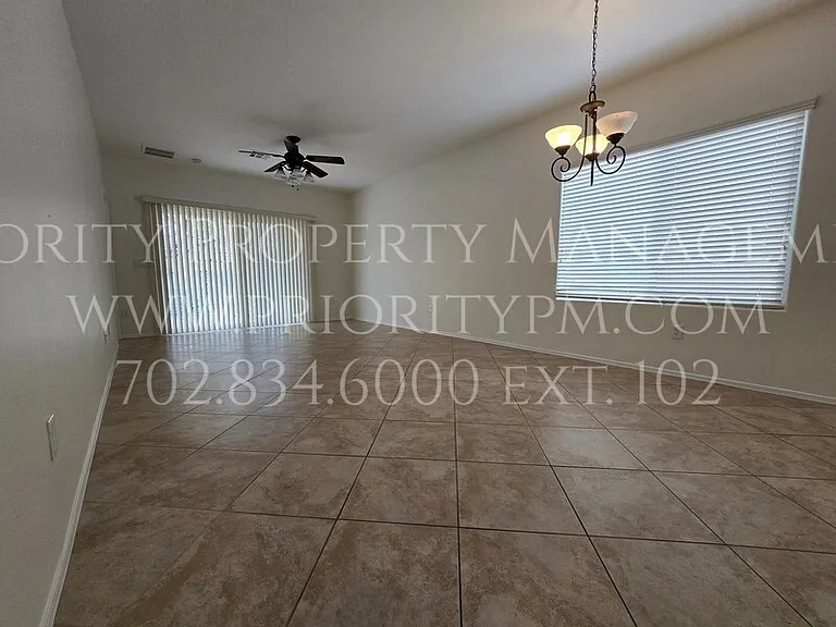 3513 Herring Gull Ln — Photo 6