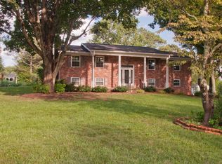 908 Suwannee Rd, Knoxville, TN 37923