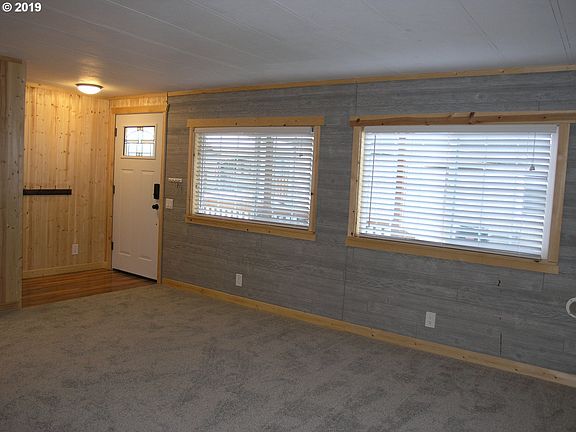 3rd image of 300 SW 7th Ave Unit 307